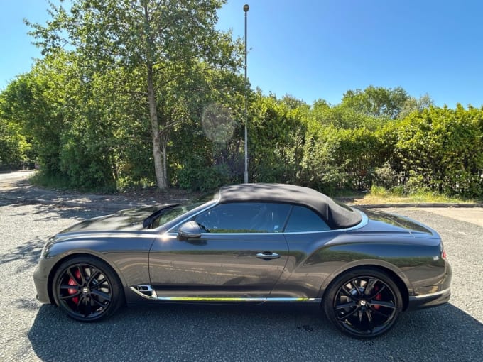 2025 Bentley Continental