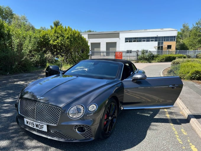 2025 Bentley Continental