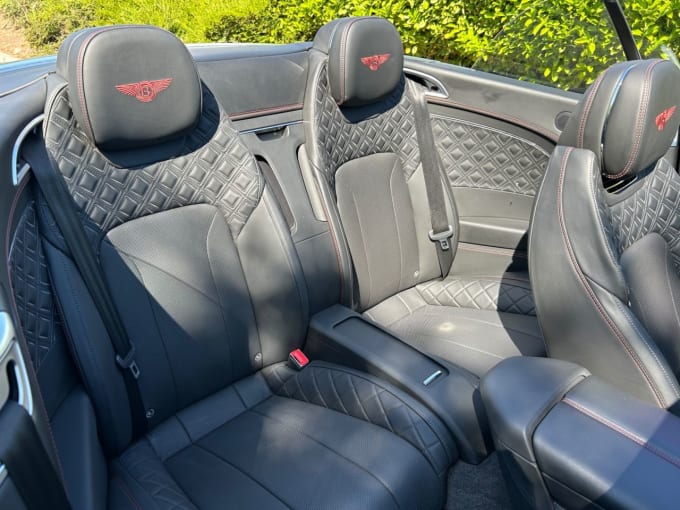 2025 Bentley Continental