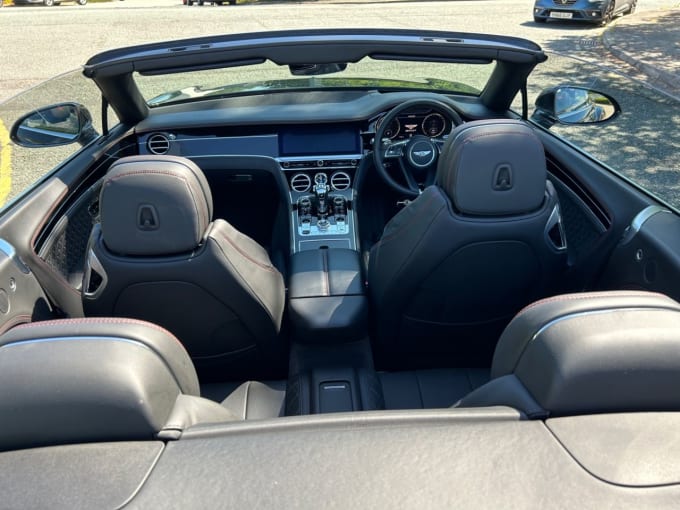 2025 Bentley Continental