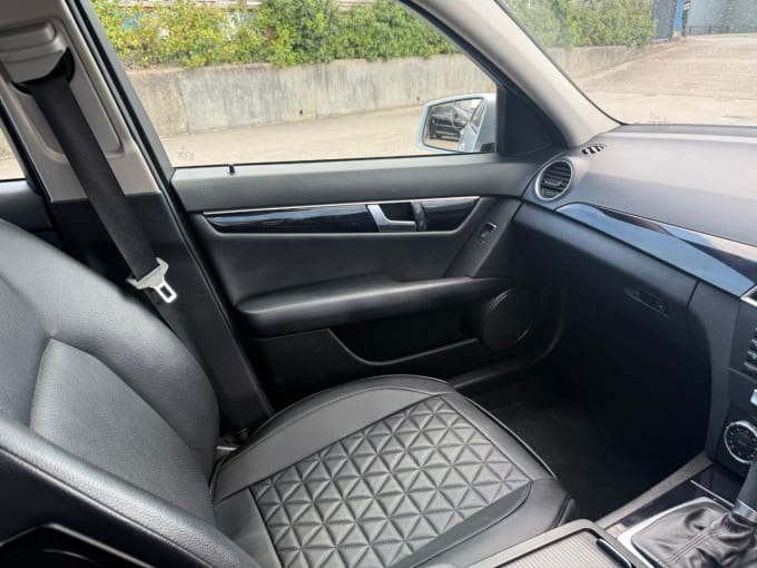 2025 Mercedes-benz C-class