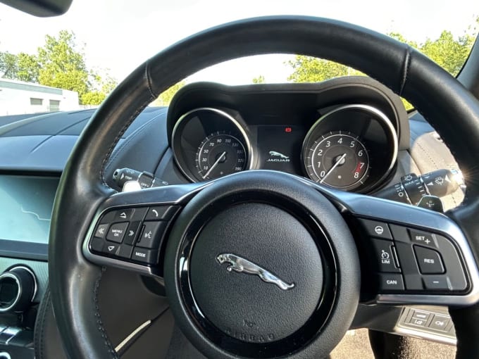 2025 Jaguar F-type