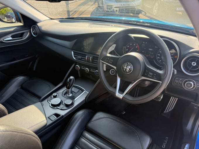 2025 Alfa Romeo Giulia