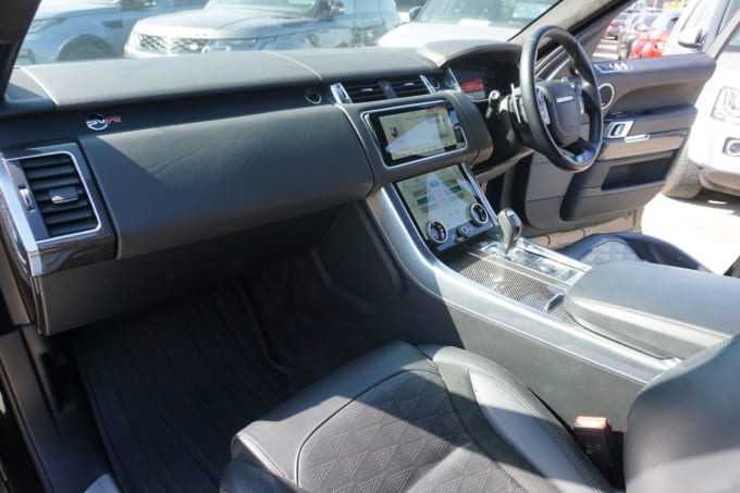 2025 Land Rover Range Rover Sport