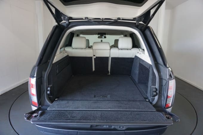 2025 Land Rover Range Rover
