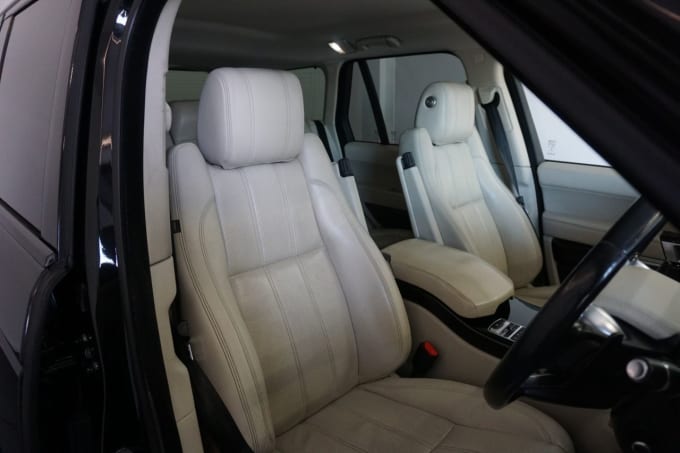 2025 Land Rover Range Rover