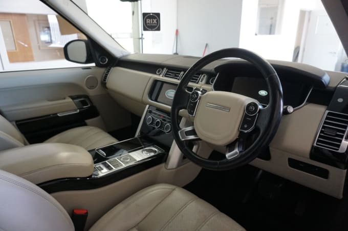2025 Land Rover Range Rover