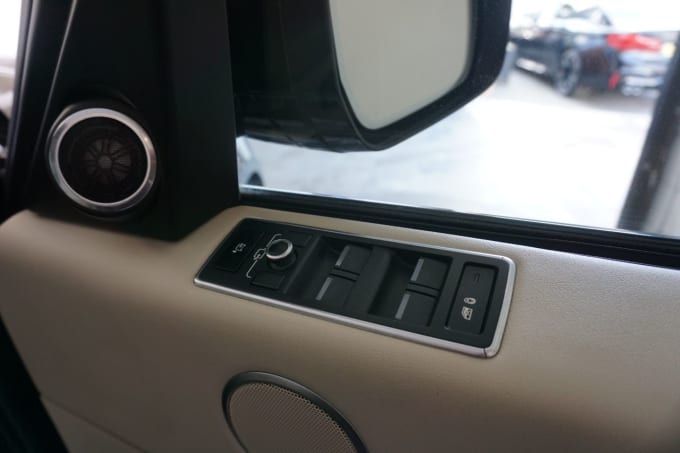 2025 Land Rover Range Rover