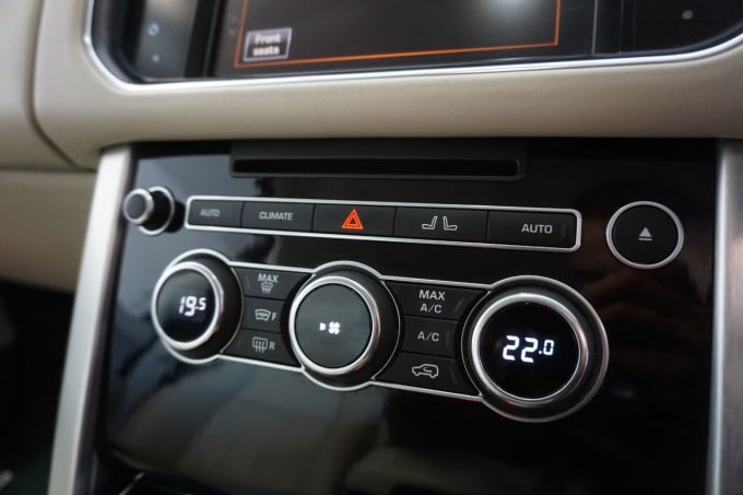 2025 Land Rover Range Rover