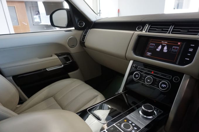 2025 Land Rover Range Rover