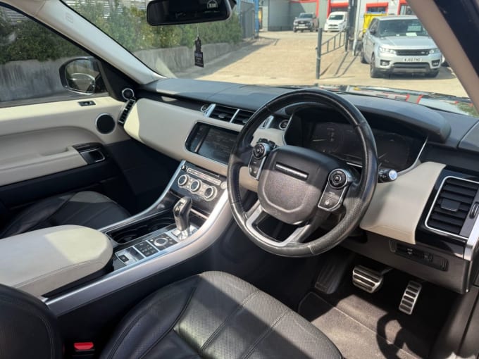 2025 Land Rover Range Rover Sport