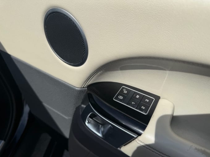 2025 Land Rover Range Rover Sport
