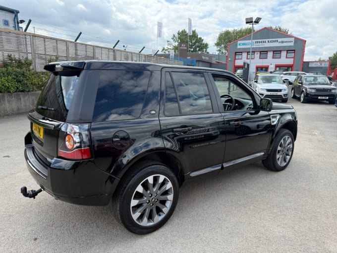 2025 Land Rover Freelander 2