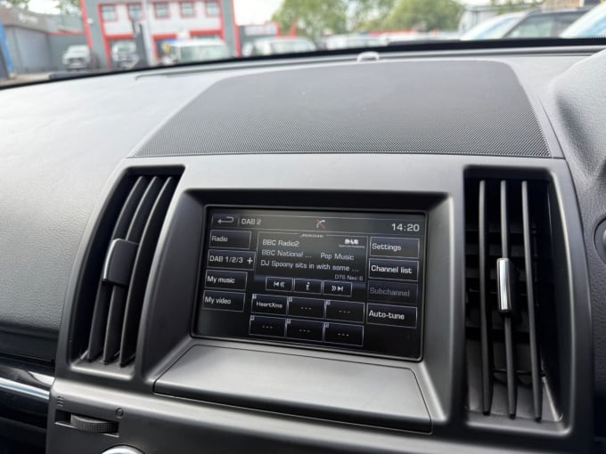 2025 Land Rover Freelander 2