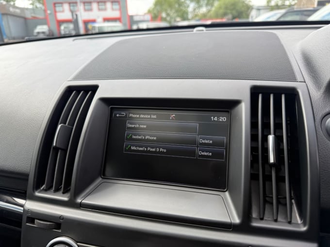 2025 Land Rover Freelander 2