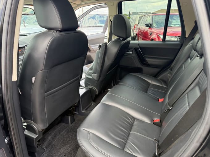 2025 Land Rover Freelander 2
