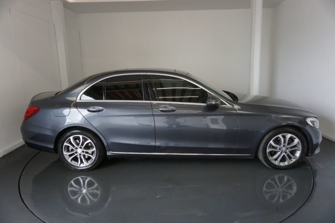 2025 Mercedes-benz C-class