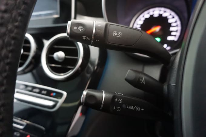2025 Mercedes-benz C-class