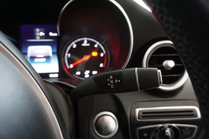 2025 Mercedes-benz C-class