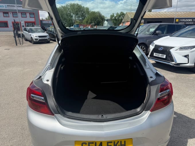 2025 Vauxhall Insignia