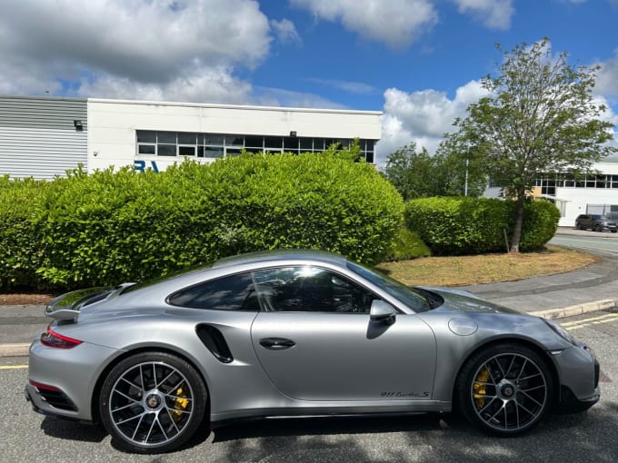 2025 Porsche 911