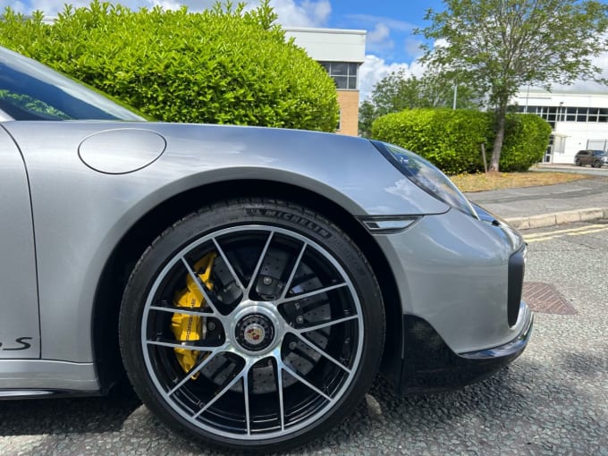 2025 Porsche 911