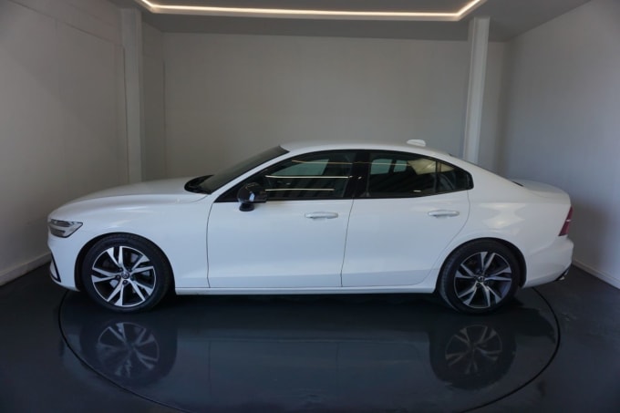 2025 Volvo S60