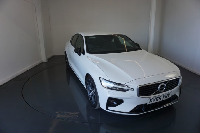 2025 Volvo S60