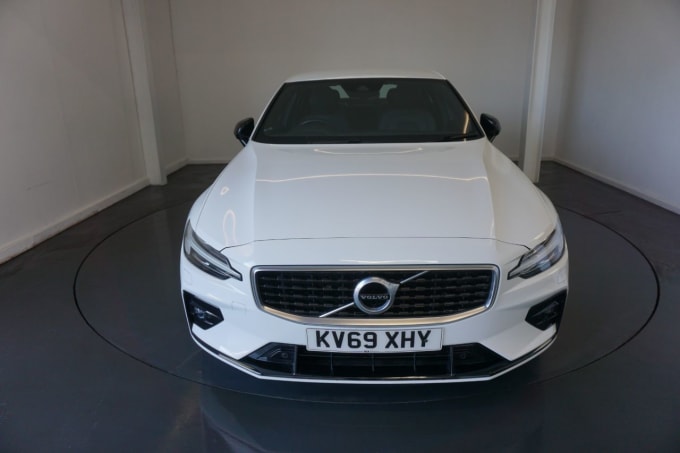2025 Volvo S60