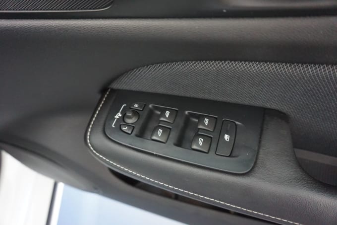 2025 Volvo S60