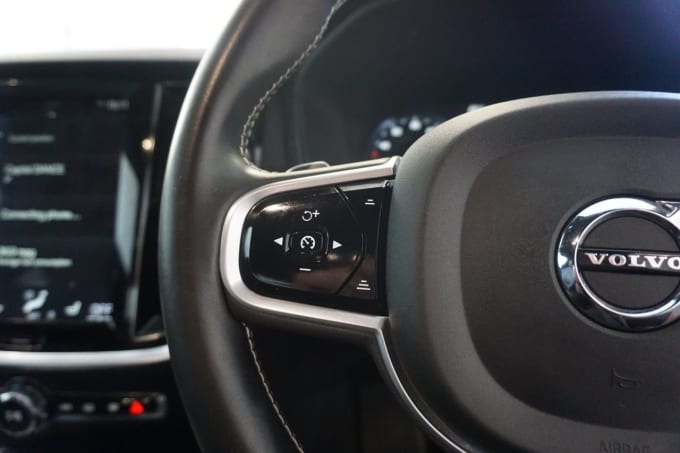 2025 Volvo S60