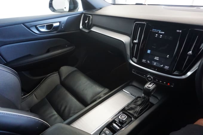 2025 Volvo S60