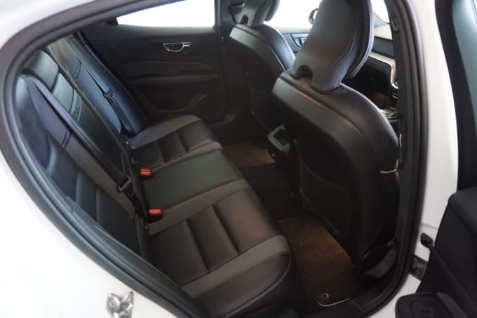 2025 Volvo S60