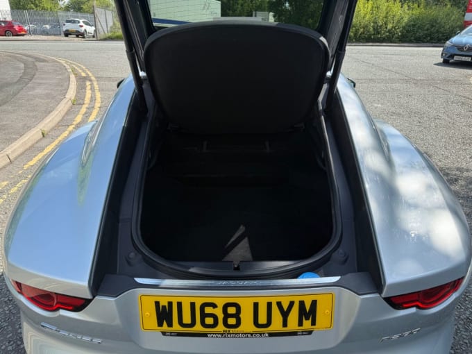 2025 Jaguar F-type