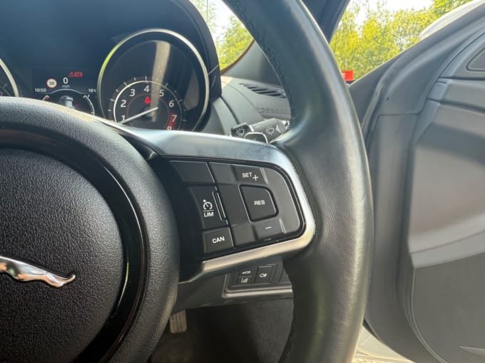 2025 Jaguar F-type