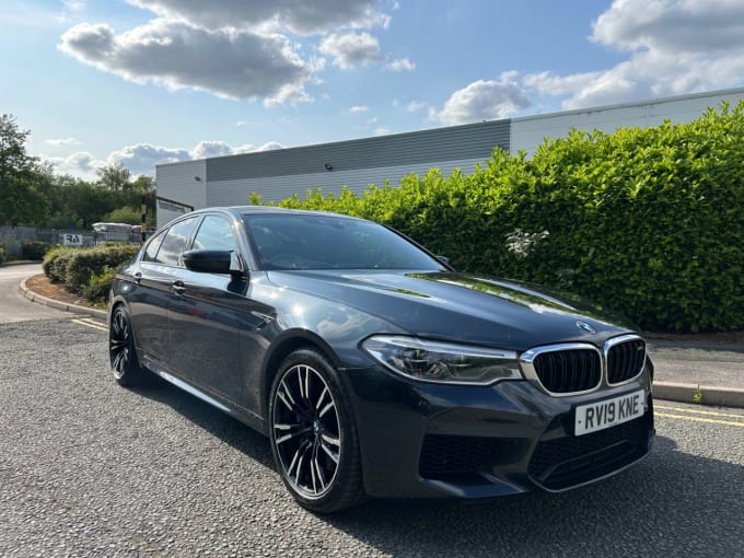 2025 BMW M5