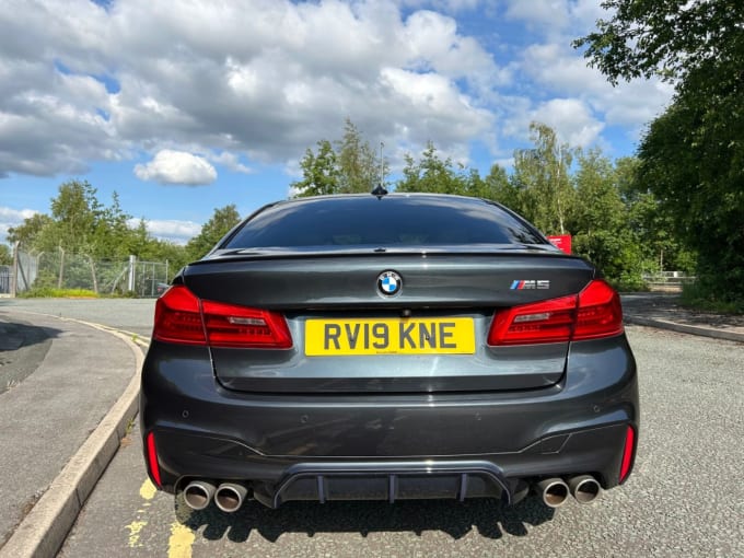 2025 BMW M5