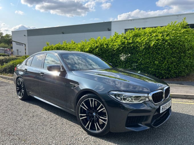 2025 BMW M5