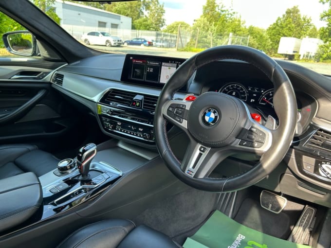 2025 BMW M5