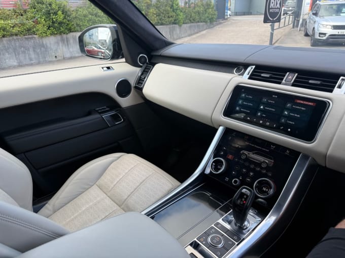 2025 Land Rover Range Rover Sport