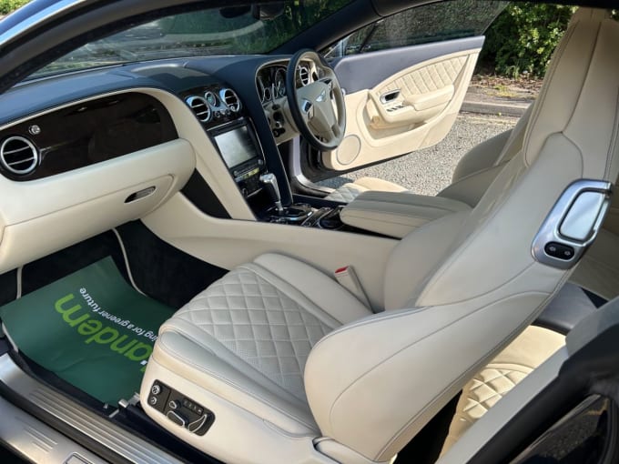 2025 Bentley Continental