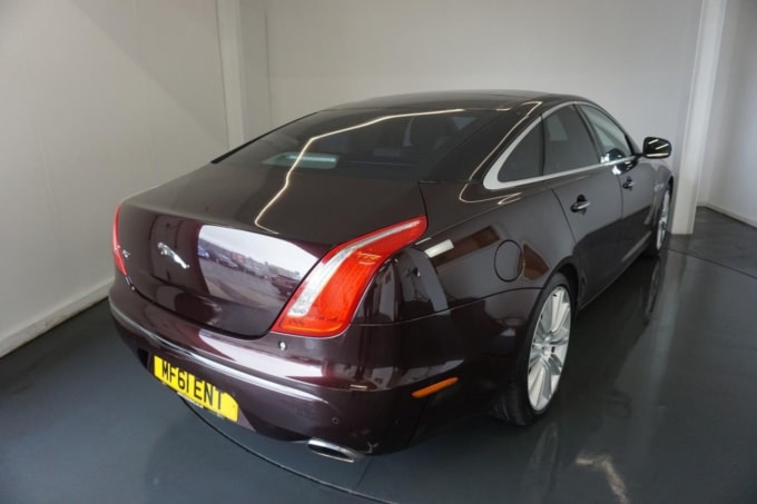 2025 Jaguar Xj
