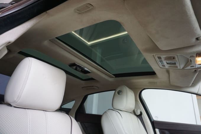 2025 Jaguar Xj