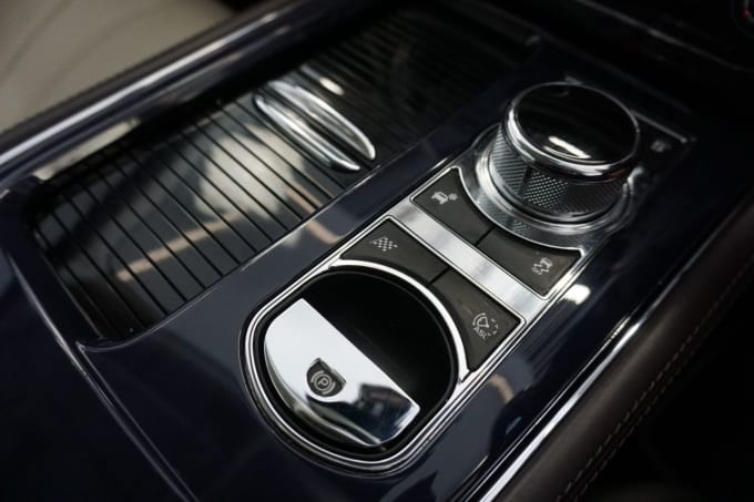 2025 Jaguar Xj