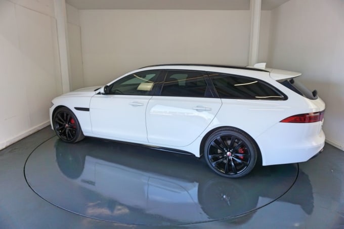 2025 Jaguar Xf