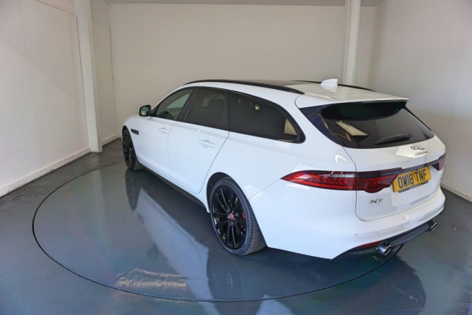 2025 Jaguar Xf