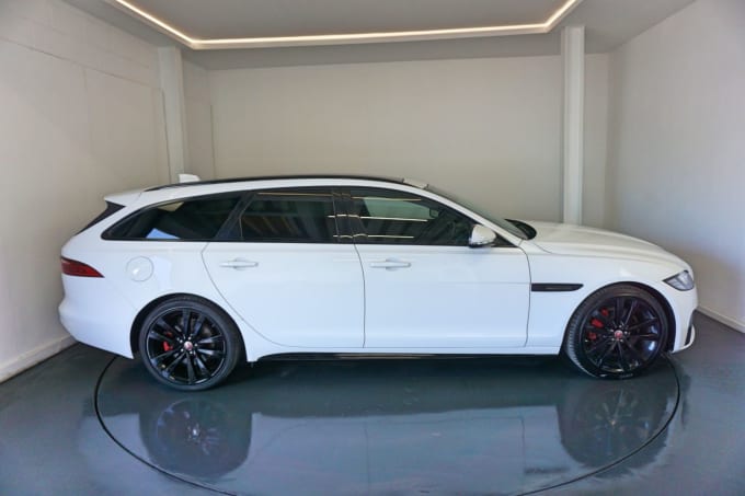 2025 Jaguar Xf