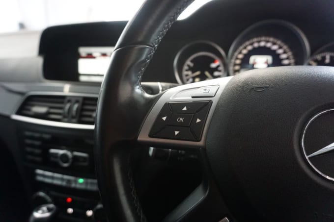 2025 Mercedes-benz C-class