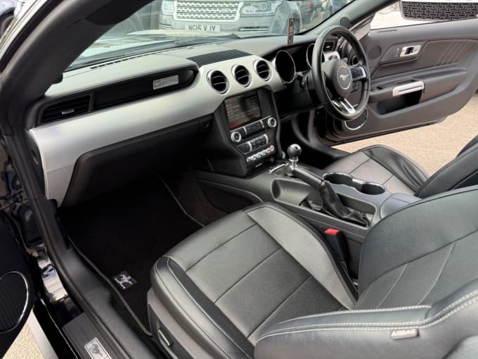 2025 Ford Mustang