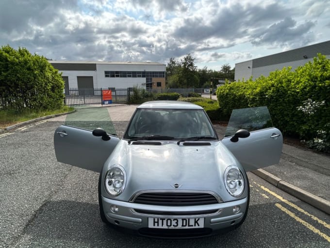 2025 Mini Hatch